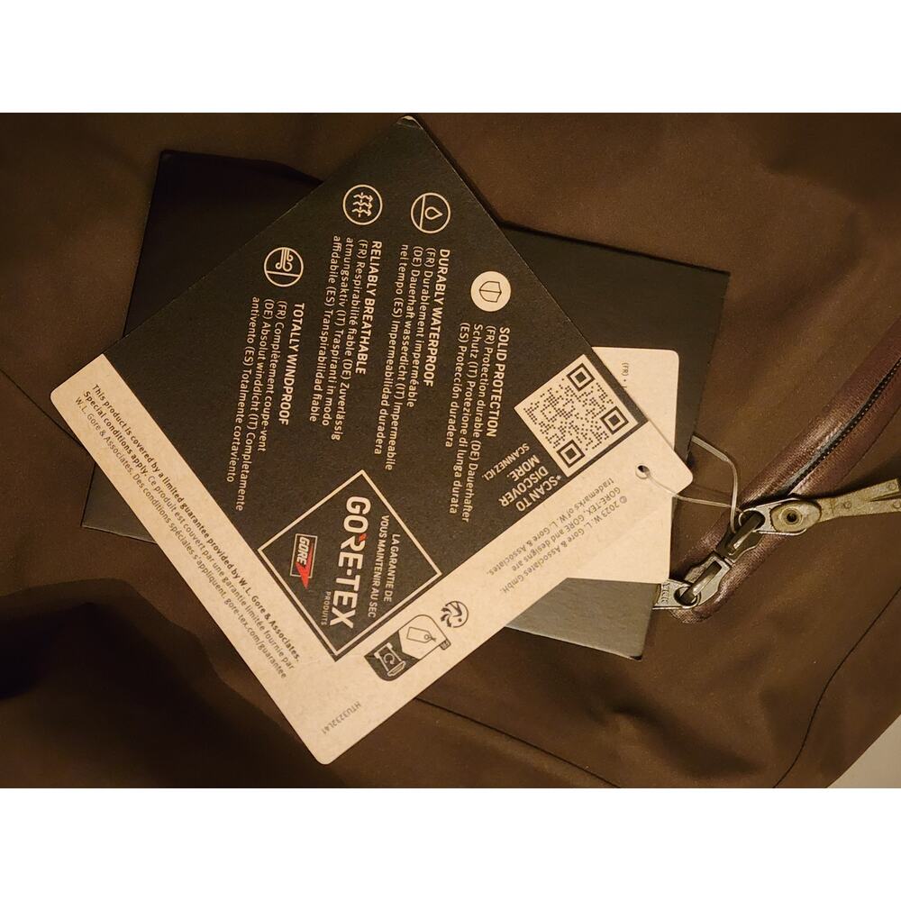 Arc'teryx Arcteryx Beta Lightweight Long Coat Women's GORE-TEX rain jacket shell - Picture 10 of 12